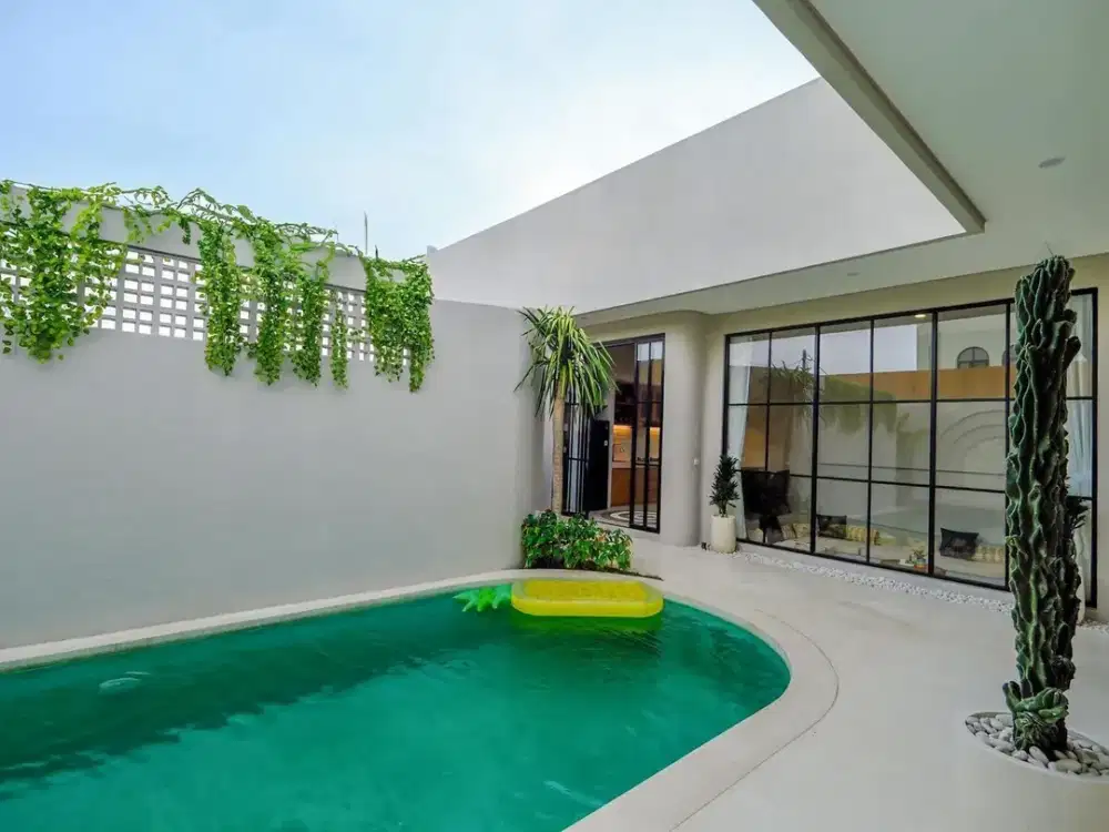 2BR stunning villa FOR SALE