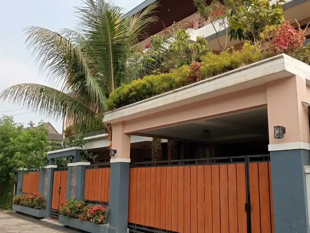 Rumah mewah siap huni