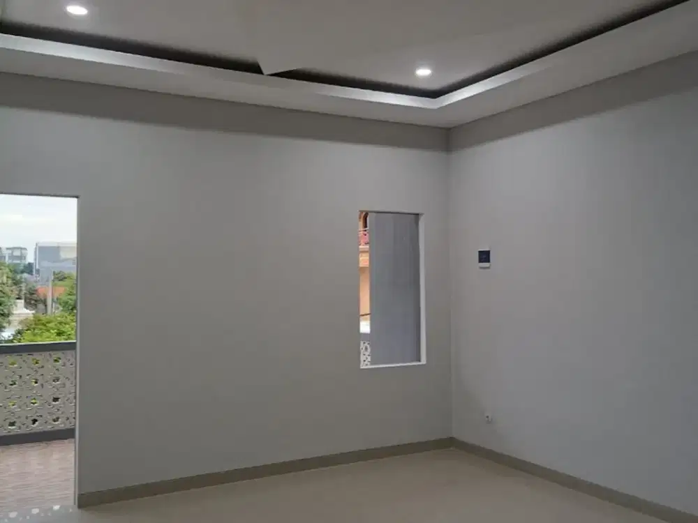 Rumah fasilitas lengkap,lebar 8 di Kota Harapan Indah, Kota Bekasi