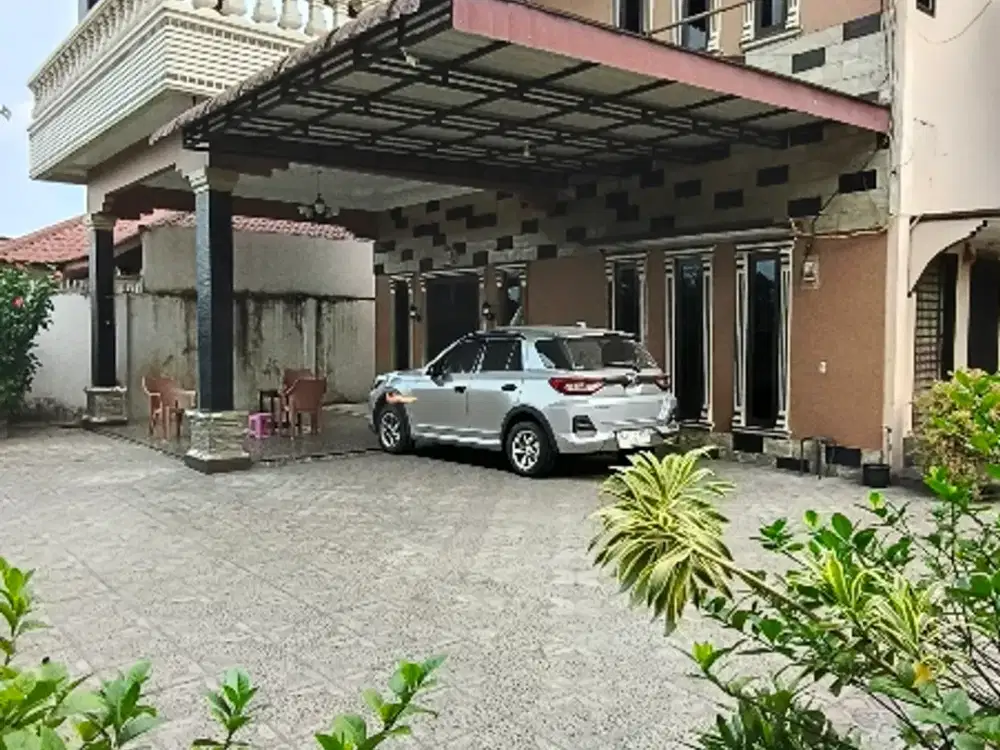 Dijual Vila Besar Jl Bunga Sakura Medan Tuntungan