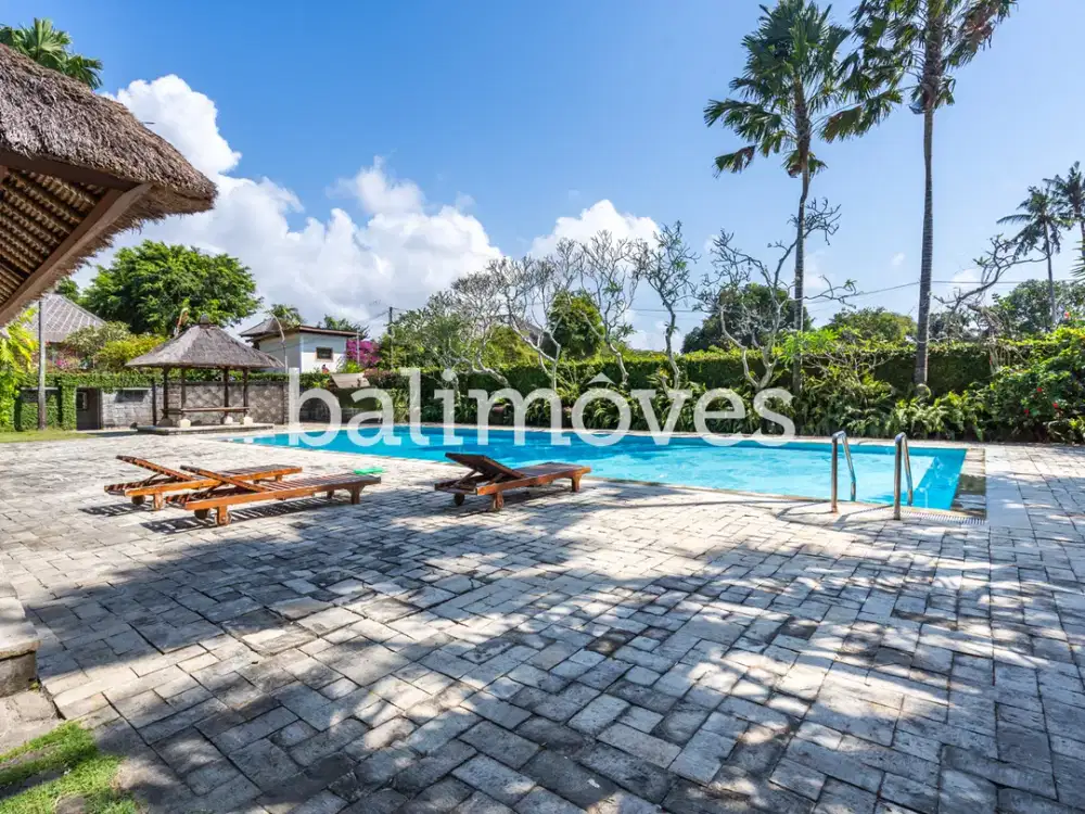 Cantik Villa Dua Kamar Tidur Di Tepi Pantai Sanur