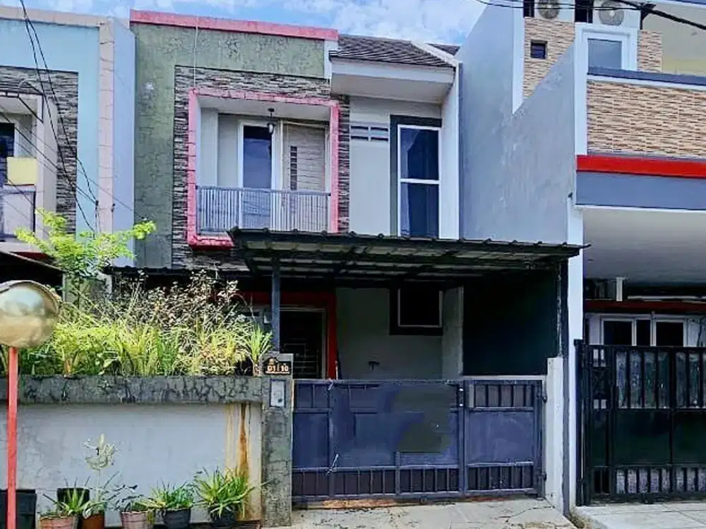 Dijual Rumah Bagus 2 Lantai di Villa Bogor Indah Lokasi Strategis