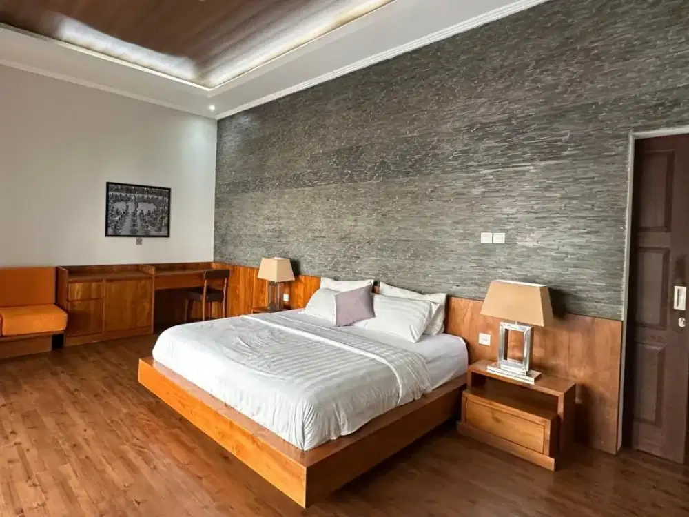 AVAILABLE NOW. 3BR villa enclosed living in Umalas For yearly Rent.