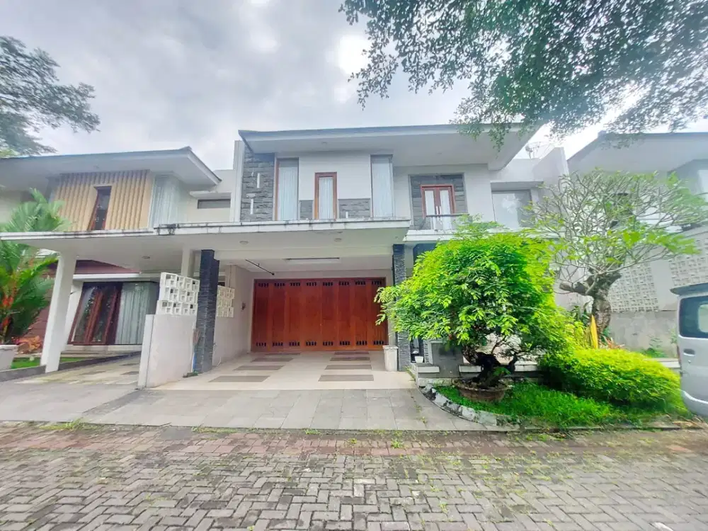 Rumah Mewah Bale Mulia Jombor Jl. Magelang Dekat UGM, UTY, JCM