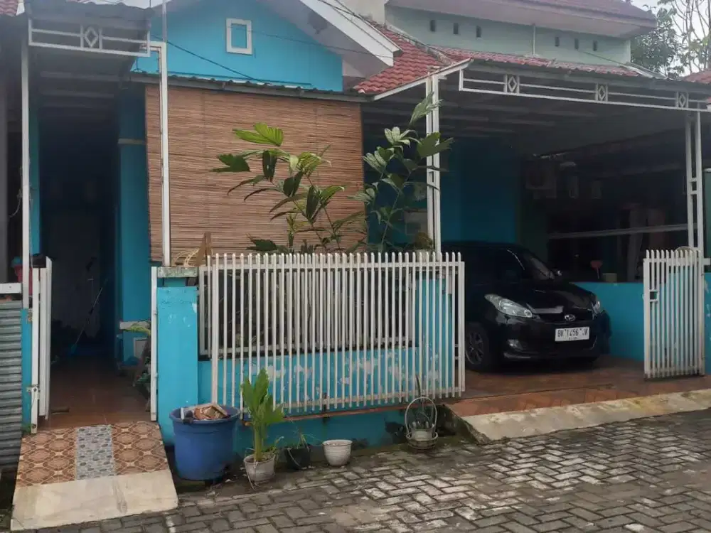 Dijual Rumah Komplek Muslim Puri Zahara Setia Budi.