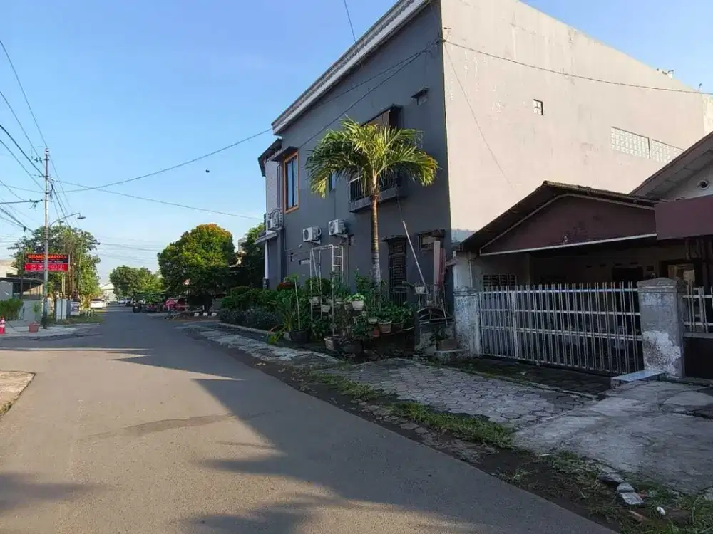 Dijual tanah bonus bangunan di Puspowarno