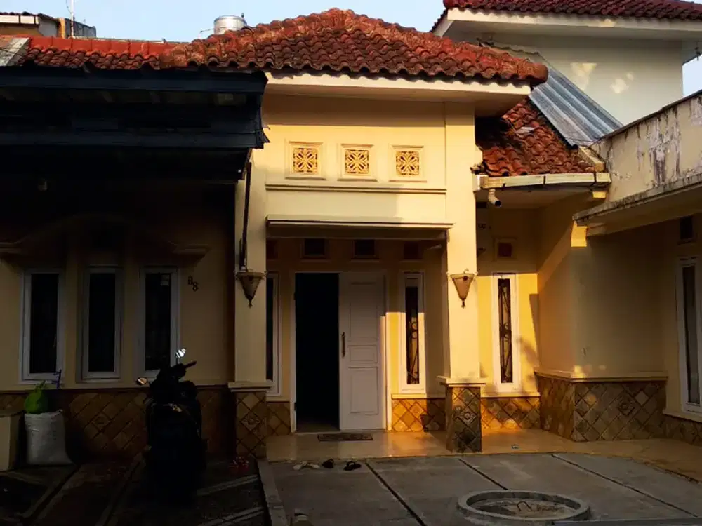 Rumah Bagus 2 Lantai Siap Huni Dekat Pusat Kota Cianjur