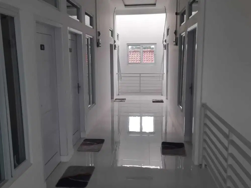 Dijual Turun Hrg Rumah Kost Minimalis 2Lt Bangun Baru di Kampus Tel-U