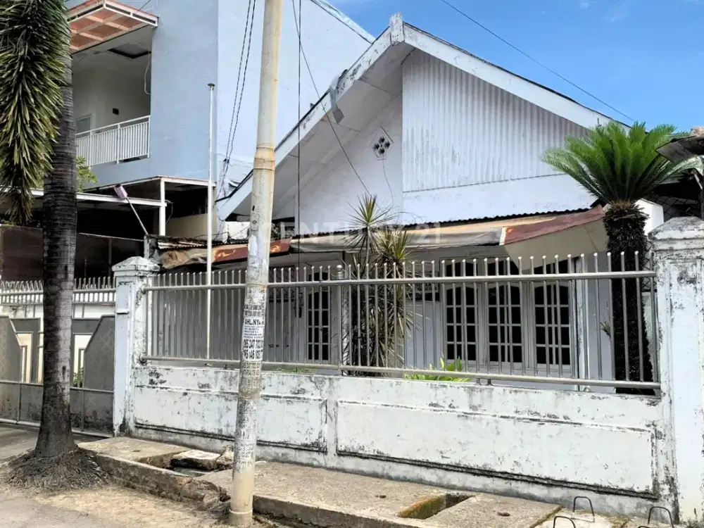 Rumah Siap Huni Di Jalan Angsa Cendrawasih II