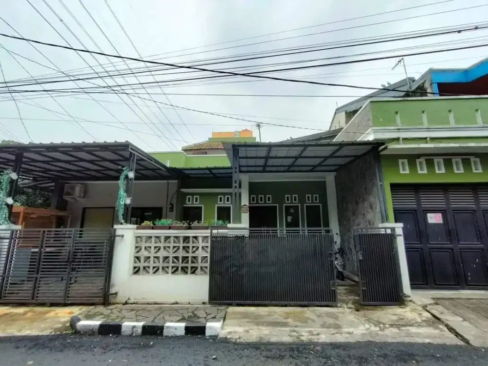 Rumah bisa Usaha di Cijerah