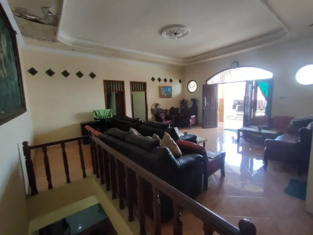 Jual Rumah 2 Lantai Perum Griya Kebraon Karangpilang Surabaya