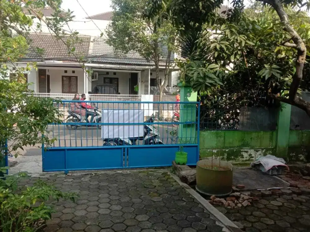 Dijual Rumah Mainroad Batununggal Buah Batu Bandung.