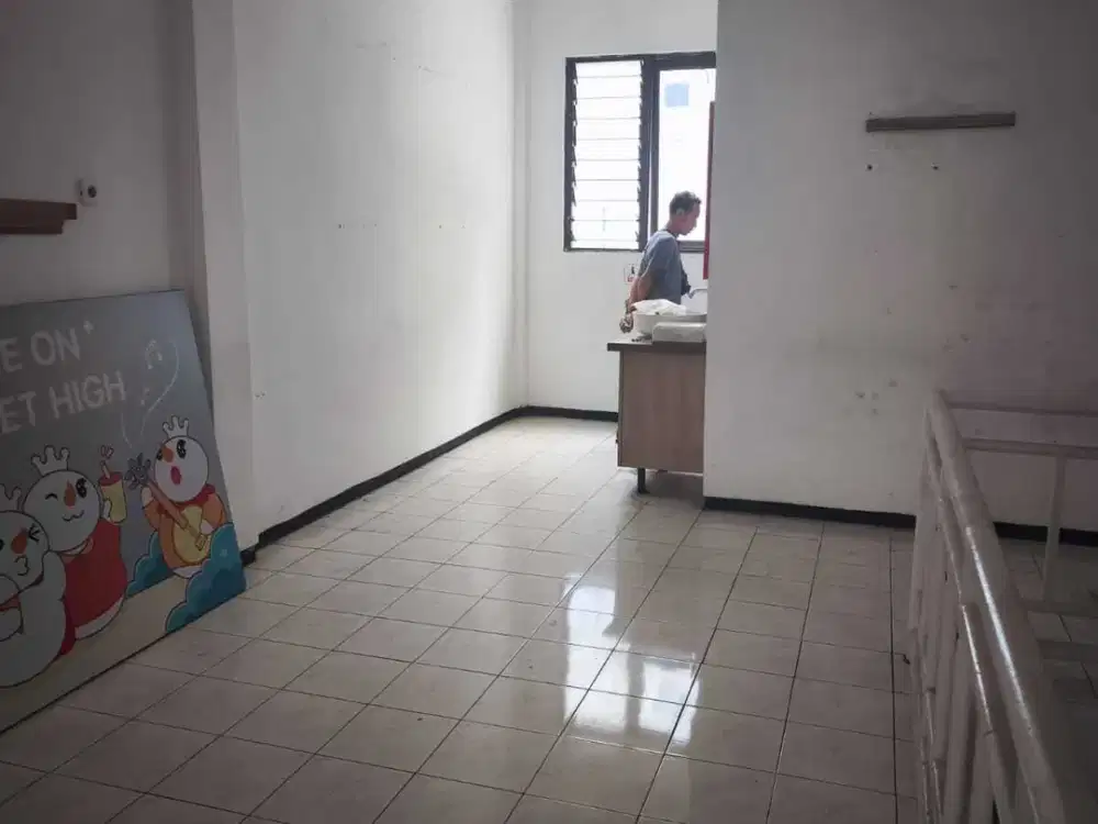 Disewakan ruko 0 jln tlogomas malang cocok untuk usaha kuliner