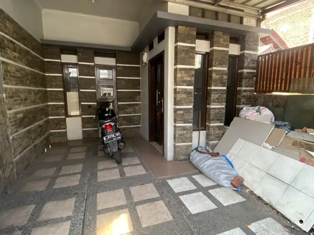 Dijual Rumah Minimalsi di Sayap Batununggal Bandung