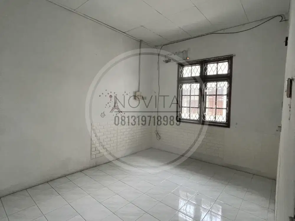 Disewakan Rumah di Teluk Gong 3 Lantai Unfurnished