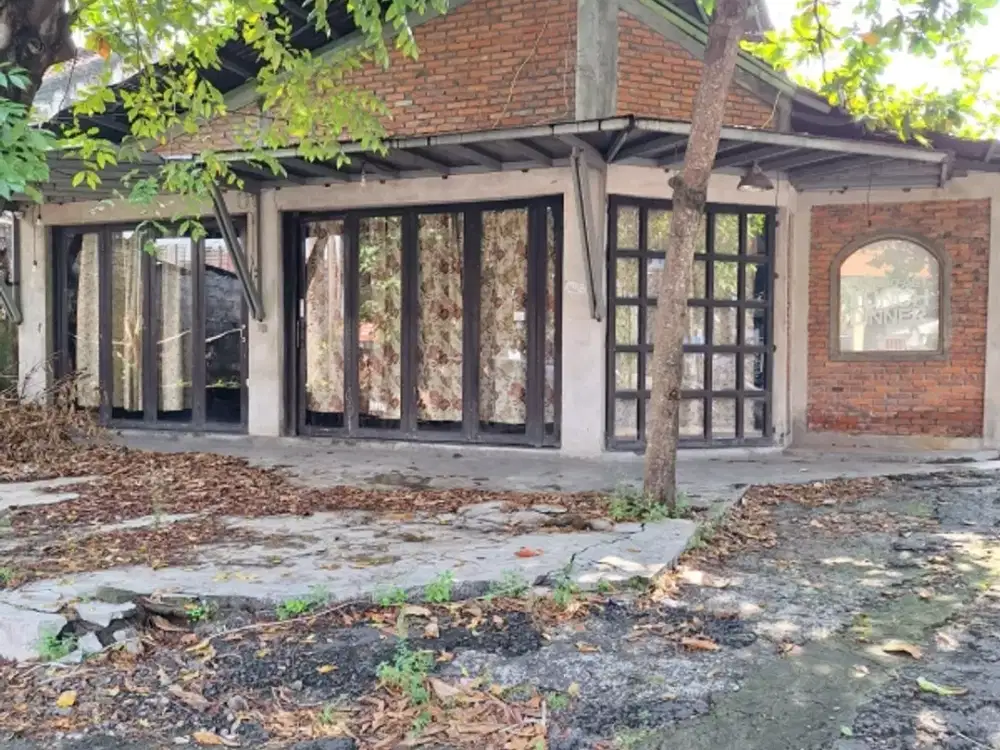 Di kontrakan tanah jalan utama Merdeka, Denpasar, Bali