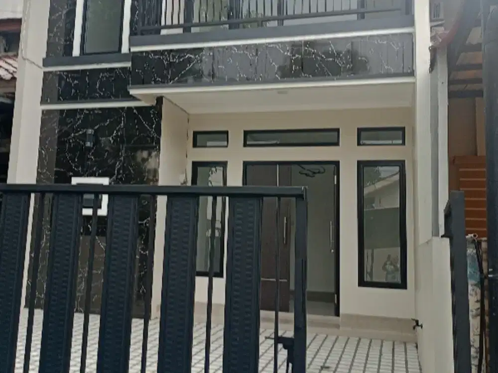 Di jual Rumah Bagus jarang ada  di Regency Melati Mas