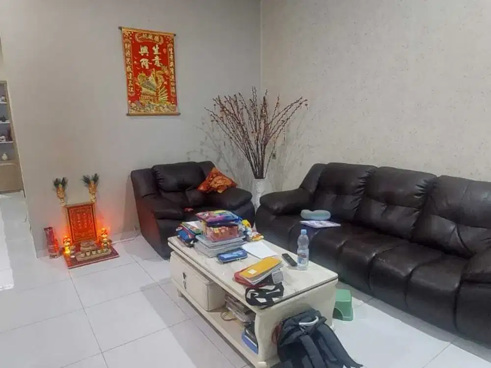 dijual cepat komplek cemara hijau