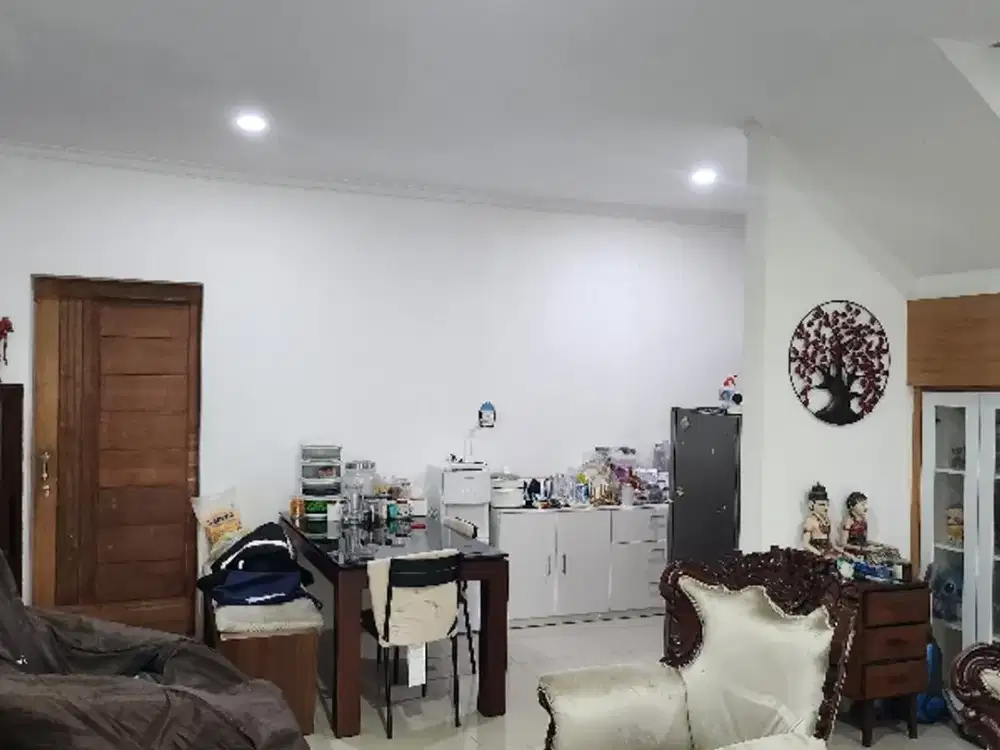 Rumah akses Tol, bebas banjir  di Pondok kelapa, Jakarta Timur.