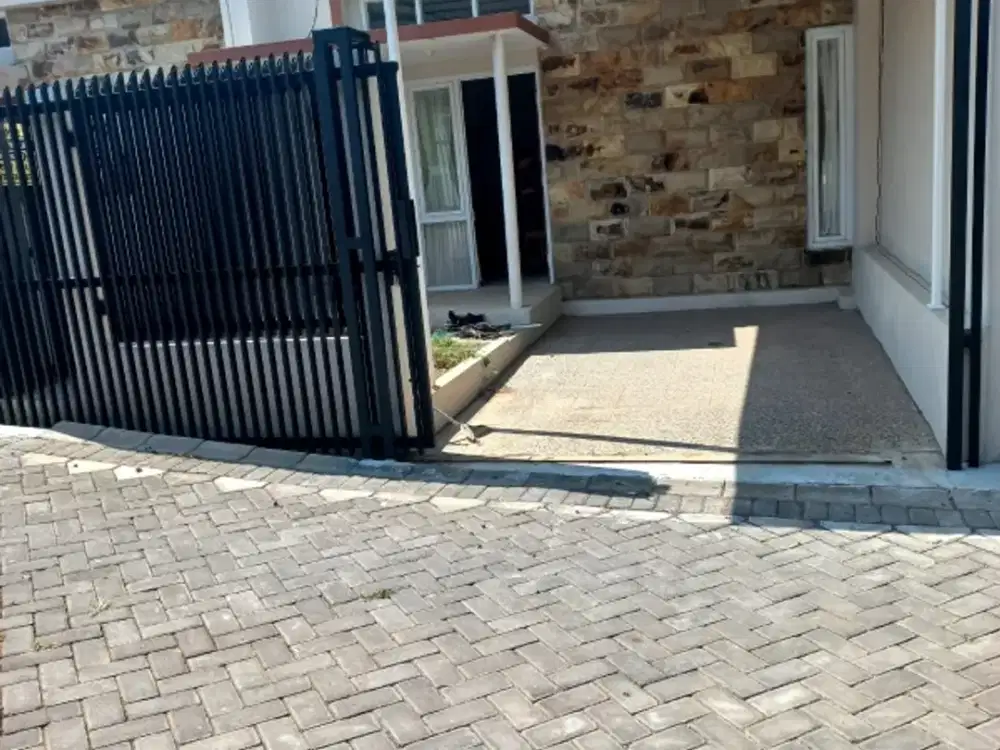 Di Sewakan Rumah Sejuk Di Banyumanik Tembalang  Semarang