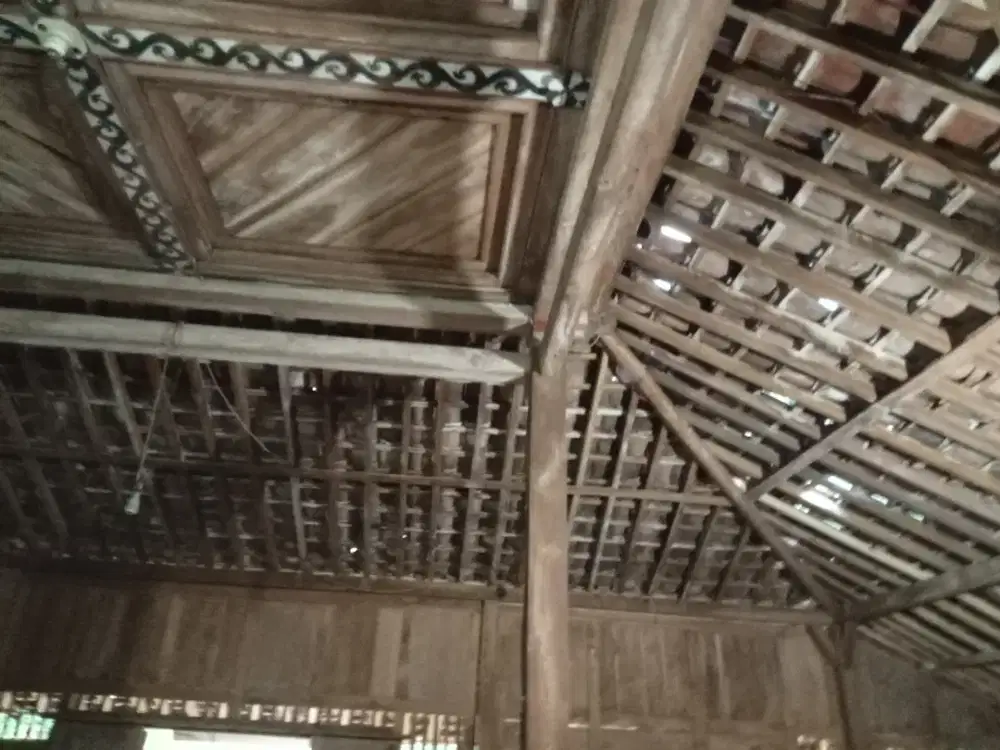 jual rumah joglo lawas gebyok keliling