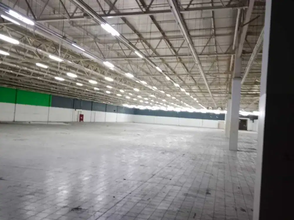 Disewakan Gudang di Cakung Luas 4700 Masuk Kontainer