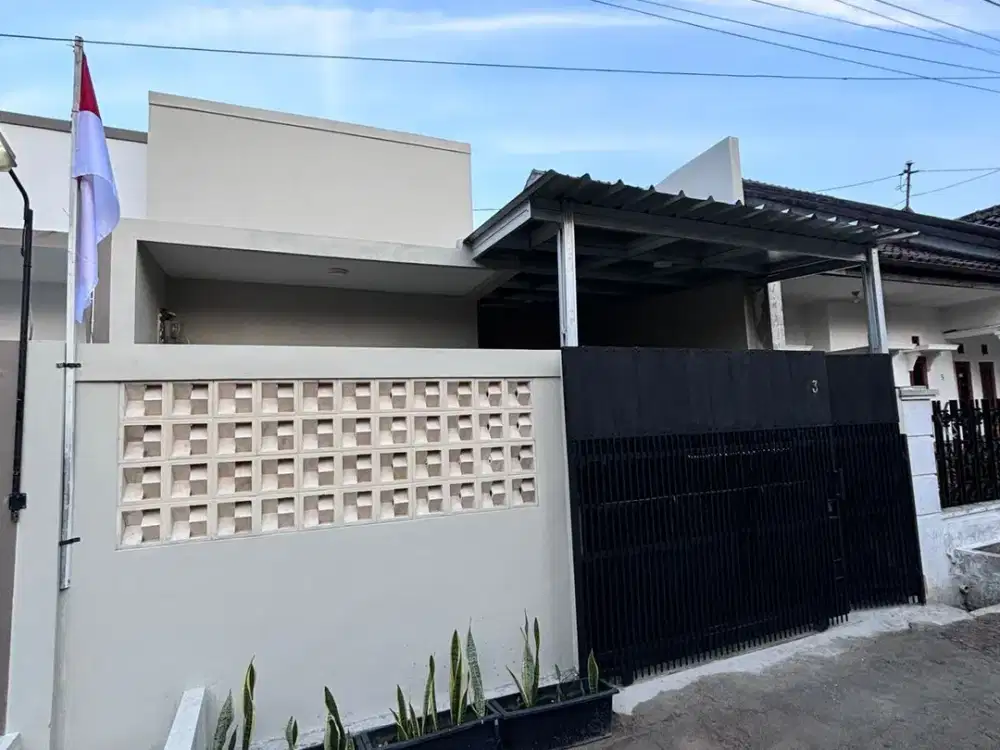 Rumah Siap Huni Hadap Timur di Margahayu Raya