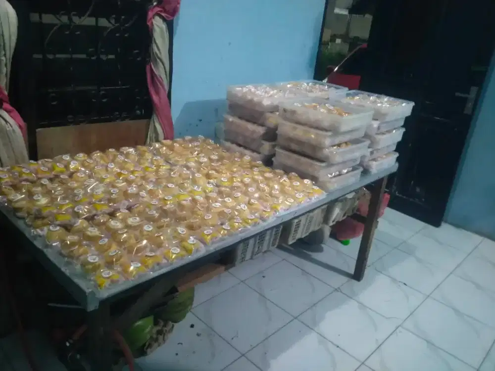 Pembuatan kue dan cetak kue usaha rumahan