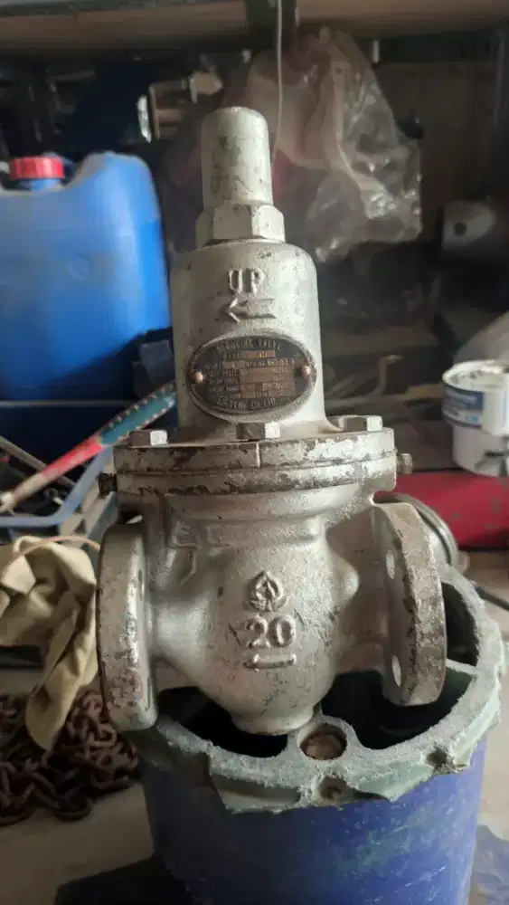 PRESSURE REDUCING VALVE 1/2 INCH CAST IRON TYPE RD-14H MERK VENN