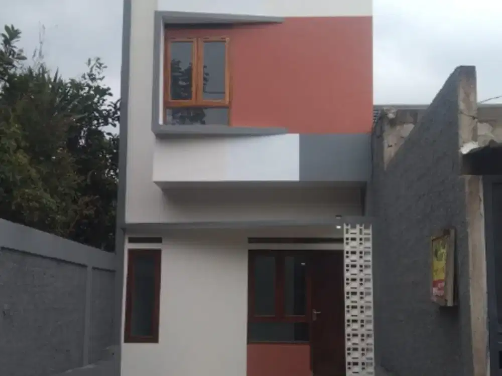 Jual Rumah Siap Huni Dua Lantai pinggir jln Cilengkrang Kodya