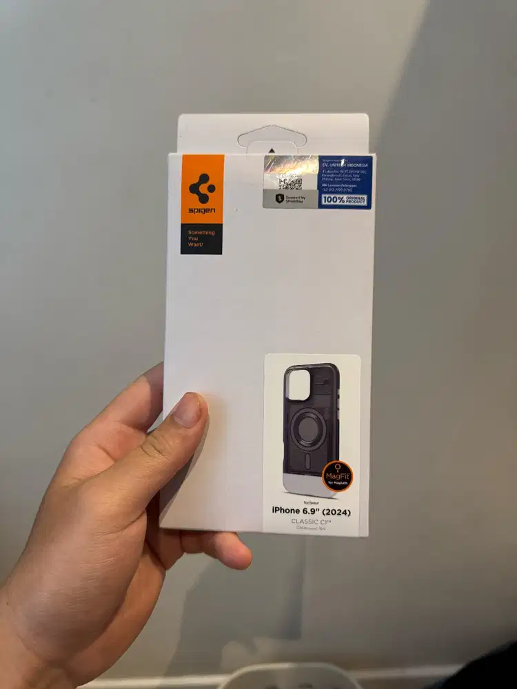 Case iPhone 16 Pro Max Apple Spigen Classic C1 MagSafe BNIB