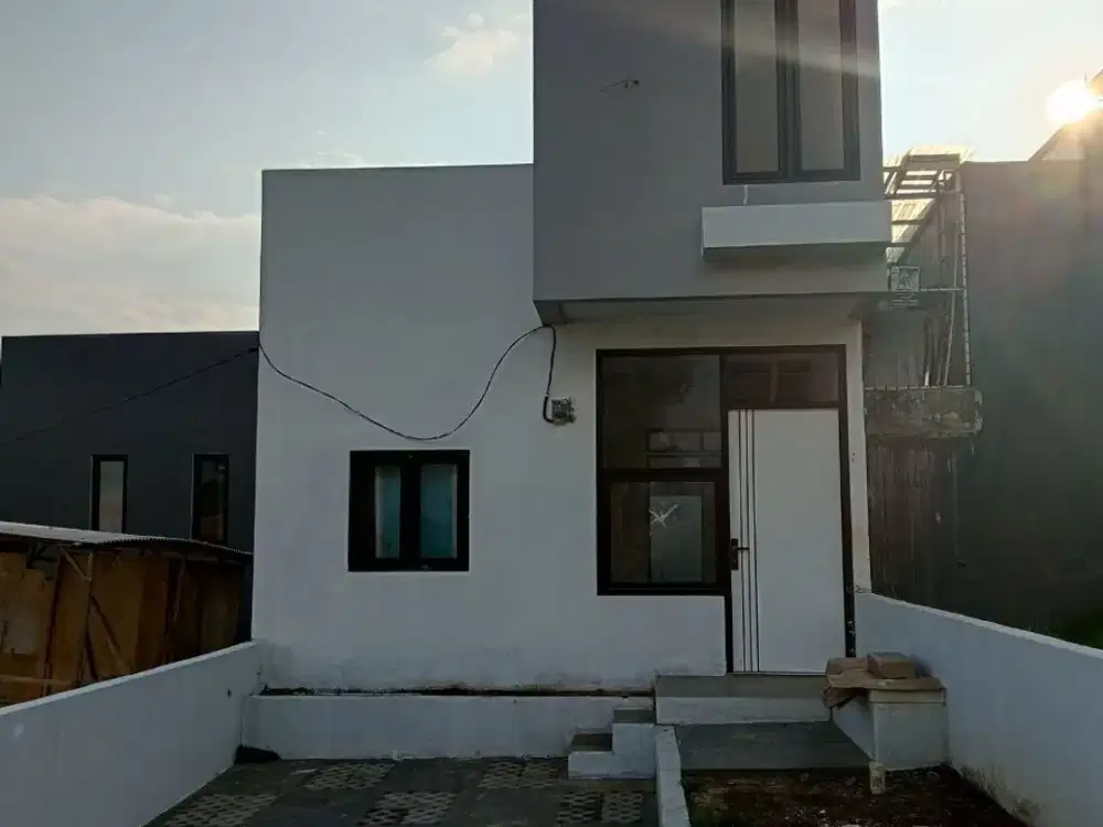 Dijual Rumah siap huni cihanjuang bebas biaya legalitas  SHM
