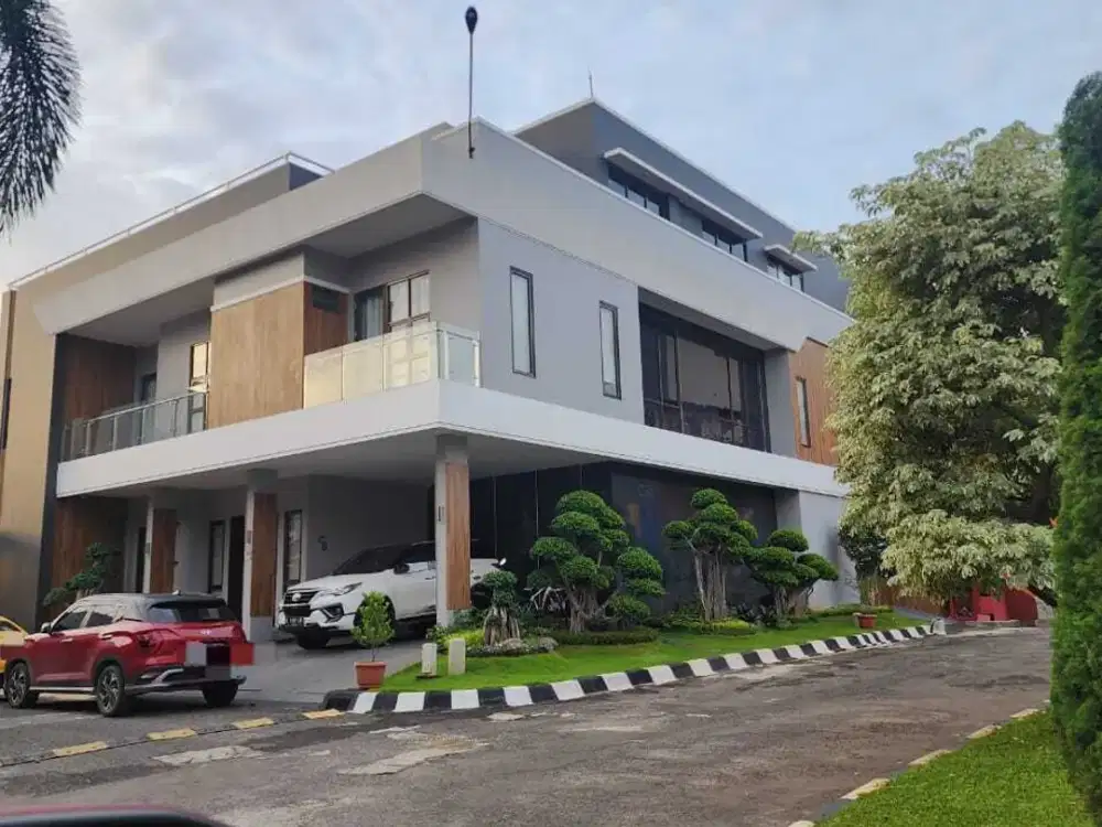 Dijual rumah mewah hook di pulau dewa modernland