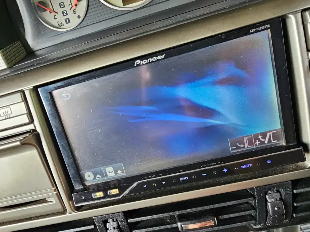 HUD double din Pioner 7 AVH-4250