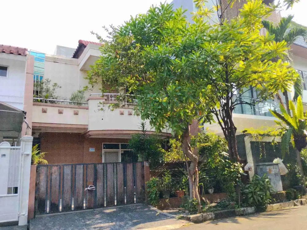 Rumah 2lt di Jl Pulau Panjang VI Permata Buana Jakarta Barat