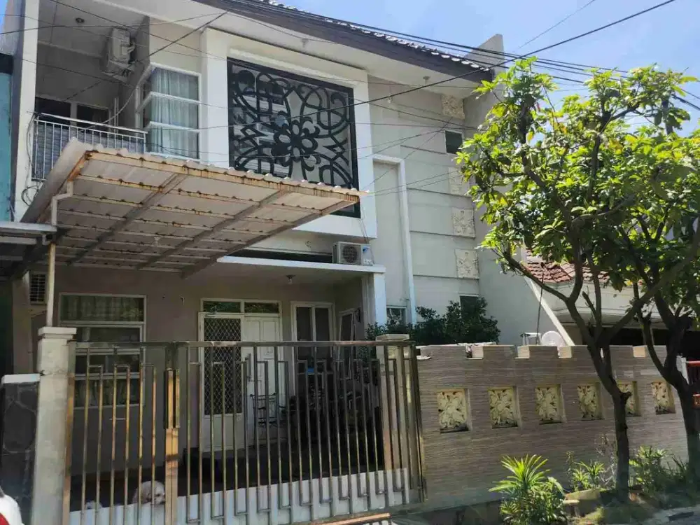 dijual Rumah modern murah Manyar Jaya 2 lantai