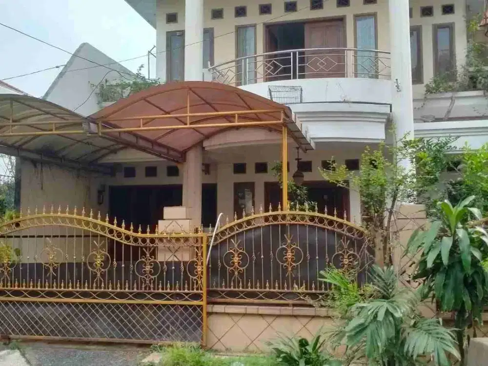 Rumah Dijual Cepat di Perumahan Islamik Tangerang – LT 200 LB 400, 7 Kamar, Harga 2,2 M Nego