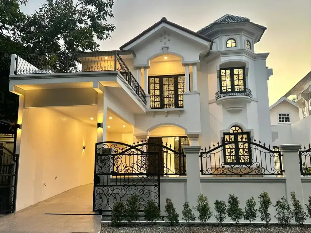 Rumah Deltamas Cikarang Cluster Hawaii Luas 240 Rp 2,5 M 7 KT 4 KM