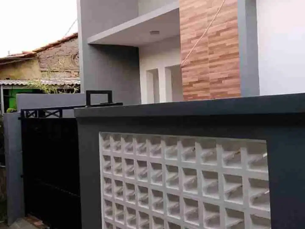 Rumah 1 lantai siap huni akses motor di Bintara