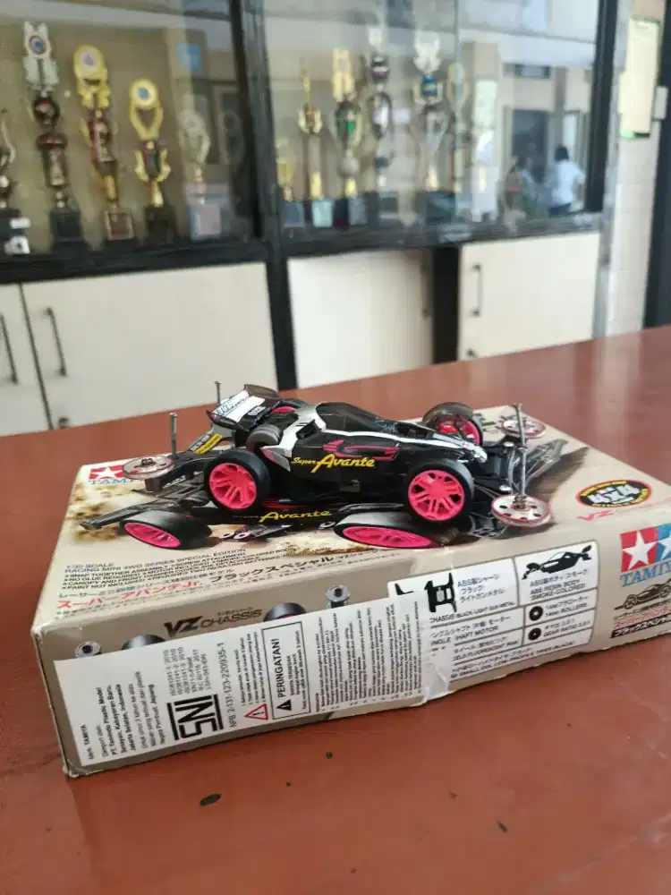 Produk Super Avante
Varian Black Special 
Sasis VZ Chassis VZ CHASSIS