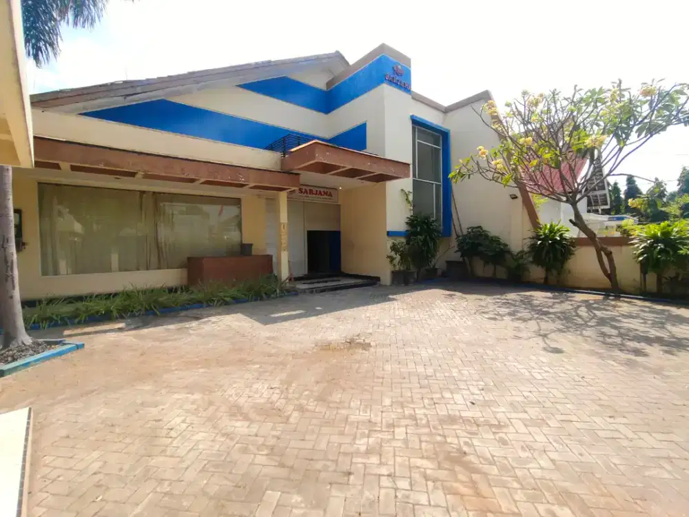 dijual toko buku sarjana nganjuk