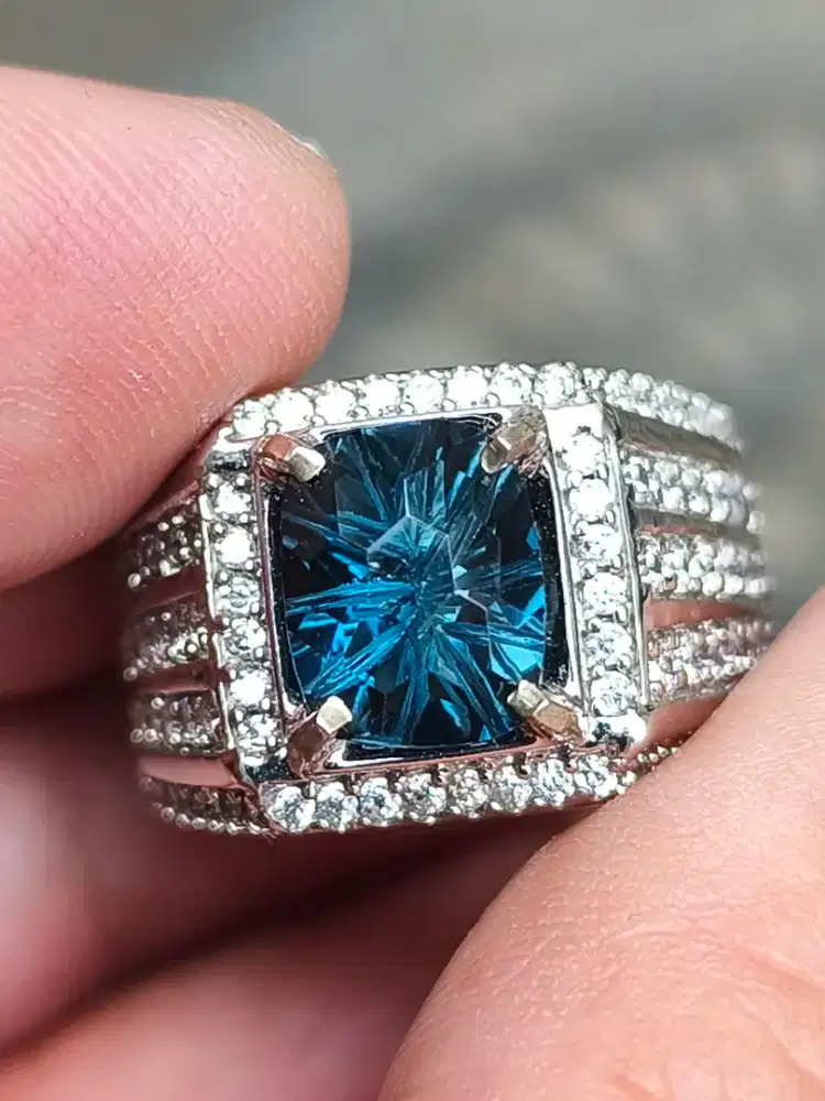 Cincin batu blue topaz London 3.57 carat ring perak memo MRI clean