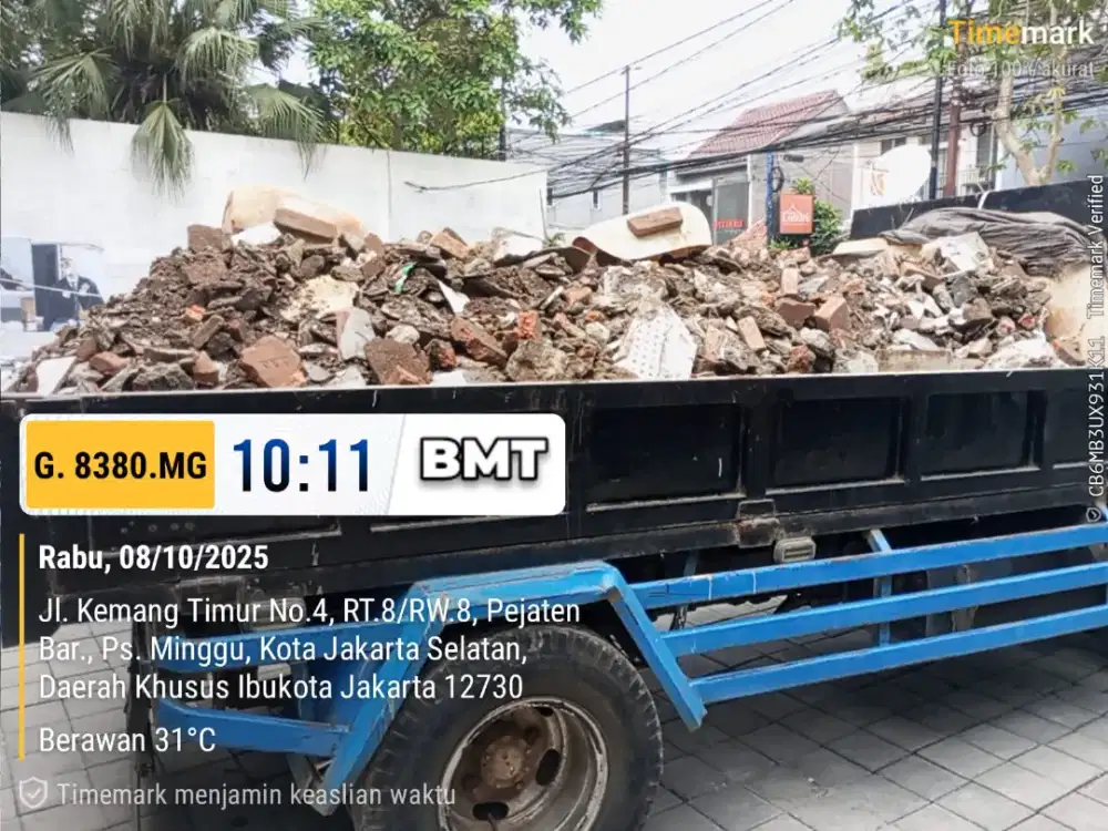 Jasa buang puing dan tanah