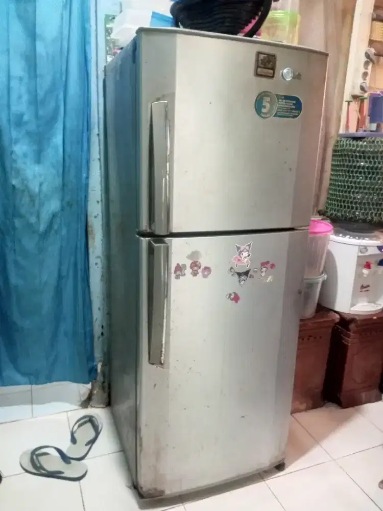 Kulkas 2 pintu LG baru ganti kompresor