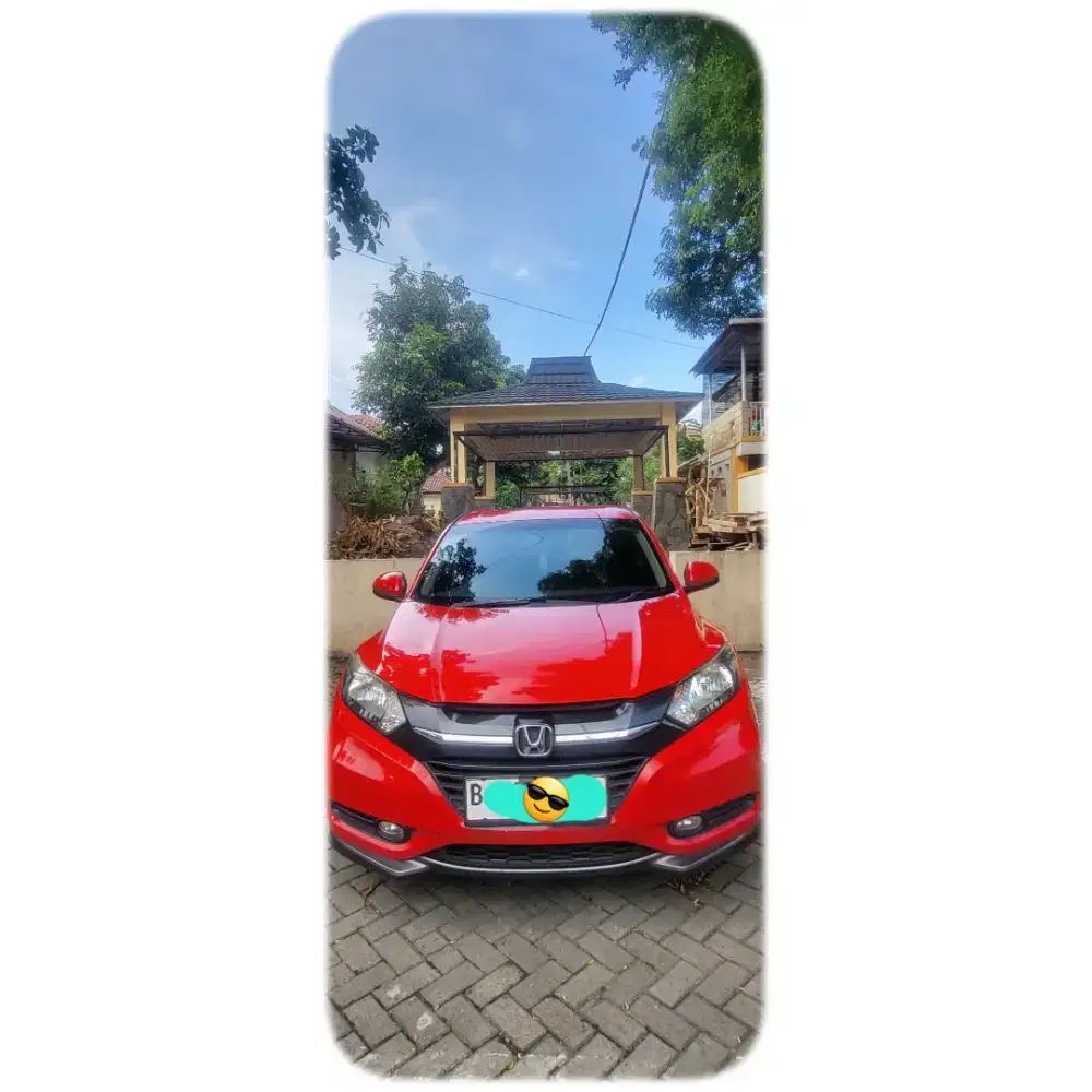 Honda HRV E 1.5 tahun 2015 A/T Merah