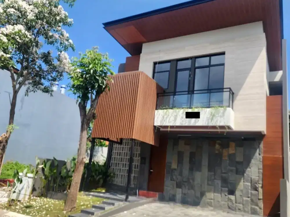 Rumah Mewah Surabaya Citraland Utama Siap Huni