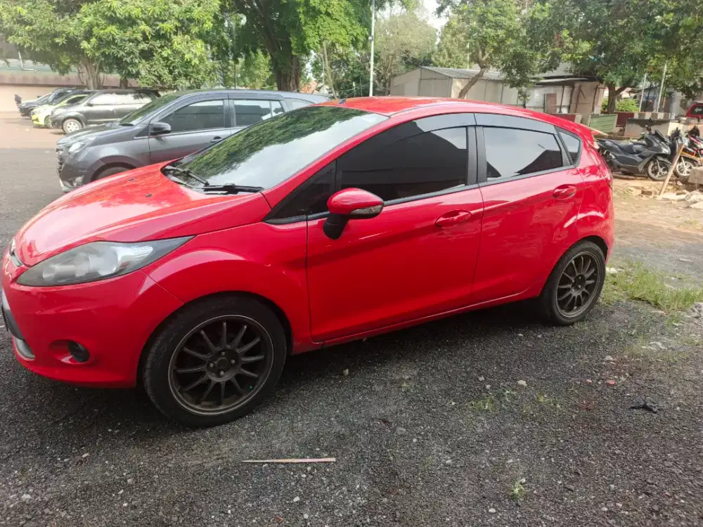 Ford fiesta 1.4/At 2012
