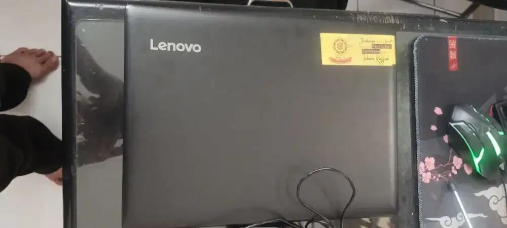Laptop AMD Lenovo 330