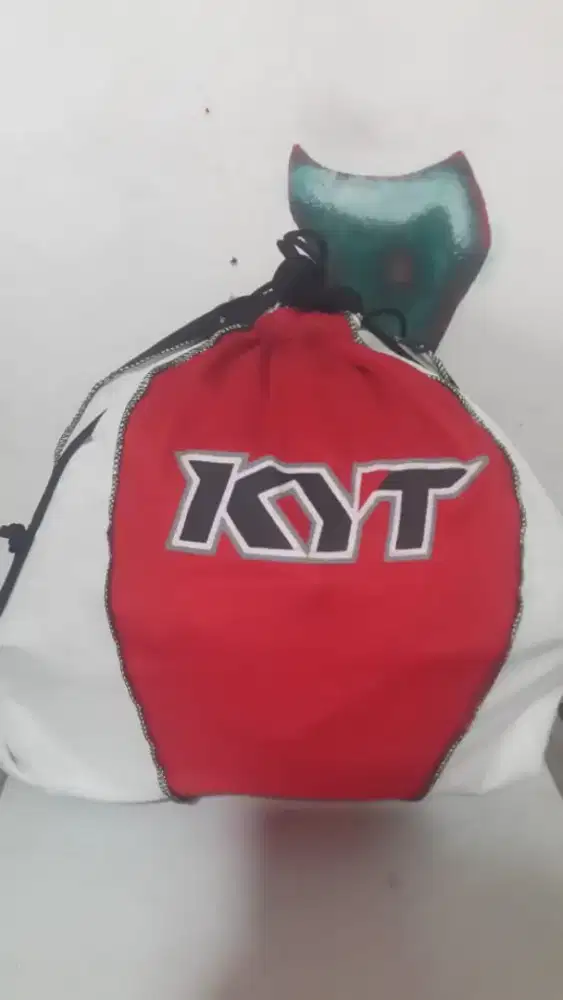 Helm kyt falcon fr like new