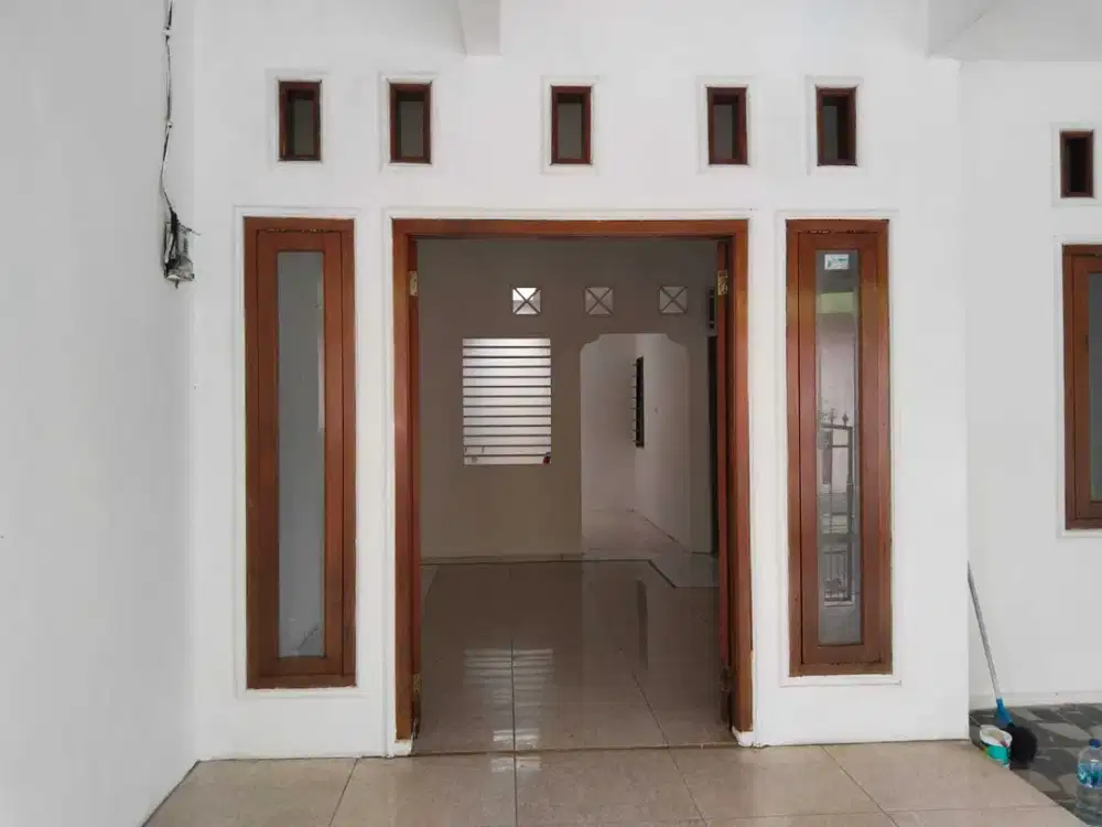 Dijual Rumah Sterategis Rapih Siap Huni Vila Nusa Indah 3